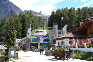 Gondelbahn Falzeben 1600 m. Meran 2000