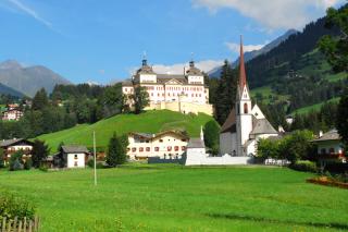 Mareit mit Schloss Wolfsthurn