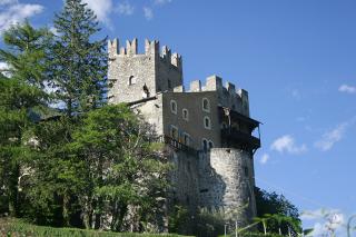 Schloss Hochnaturns