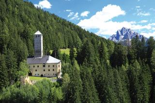 Schloss Welsperg (12.Jh) bei Taisten-Welsberg